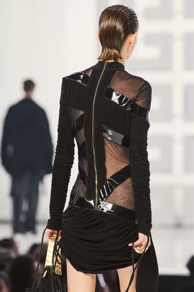 Look 51